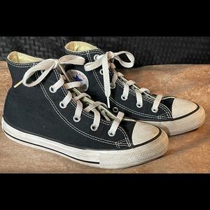 CHUCK TAYLOR ALL STAR HIGH-TOP SNEAKER Size 1